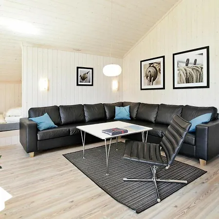 8 Person Holiday Home In Gro Enbrode Großenbrode Esterno foto