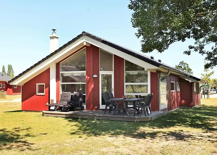 8 Person Holiday Home In Gro Enbrode